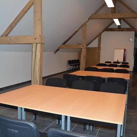 Les Gites "Coeur De Ferme" Celles  Eksteriør billede